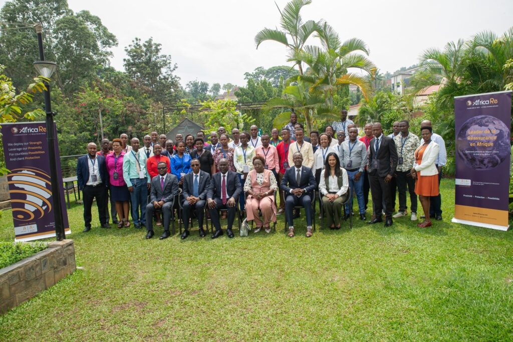 Des cadres comptables et gestionnaires de sinistres compétents en comptabilité technique et gestion des sinistres en réassurance.